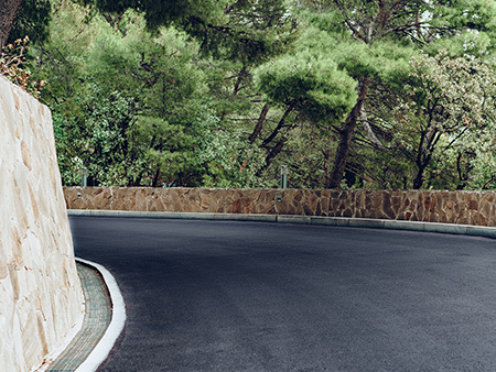 Improving Asphalt Driveway Installation and Repair